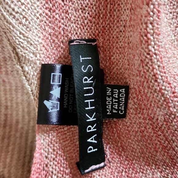 Parkhurst Long Poncho with Sleeves - Picture 6 of 6